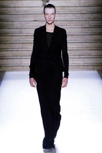 Look 5